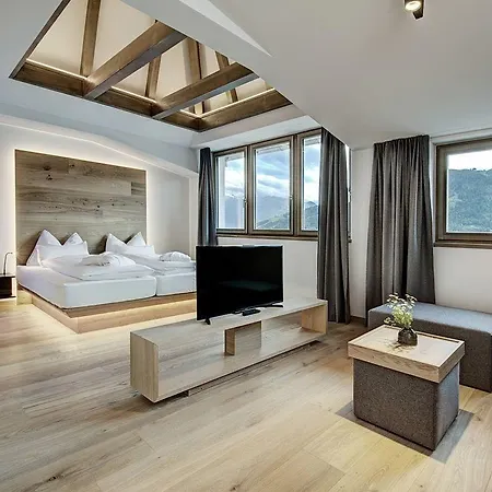 Seehotel Bellevue فندق 4*