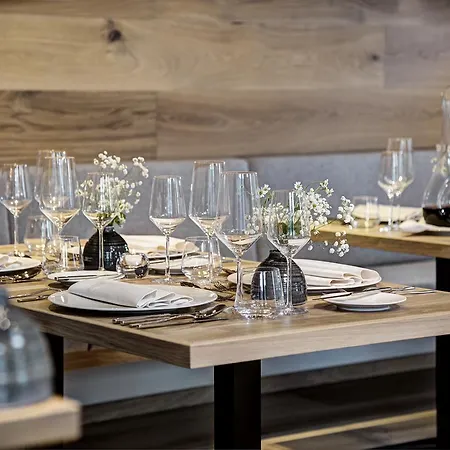 Seehotel Bellevue فندق زيل أم سي